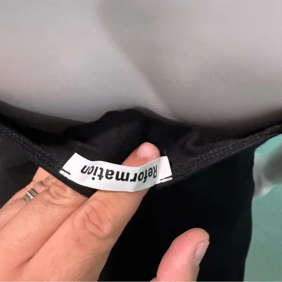 Reformation Ami Dress Black - Picture 6 of 7